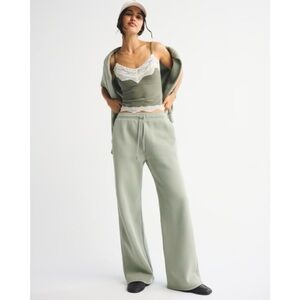 Abercrombie & Fitch High Rise Sunday Wide Leg Sweatpants